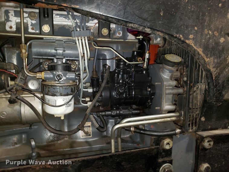 image for item DH2778 2000 New Holland TS110 tractor