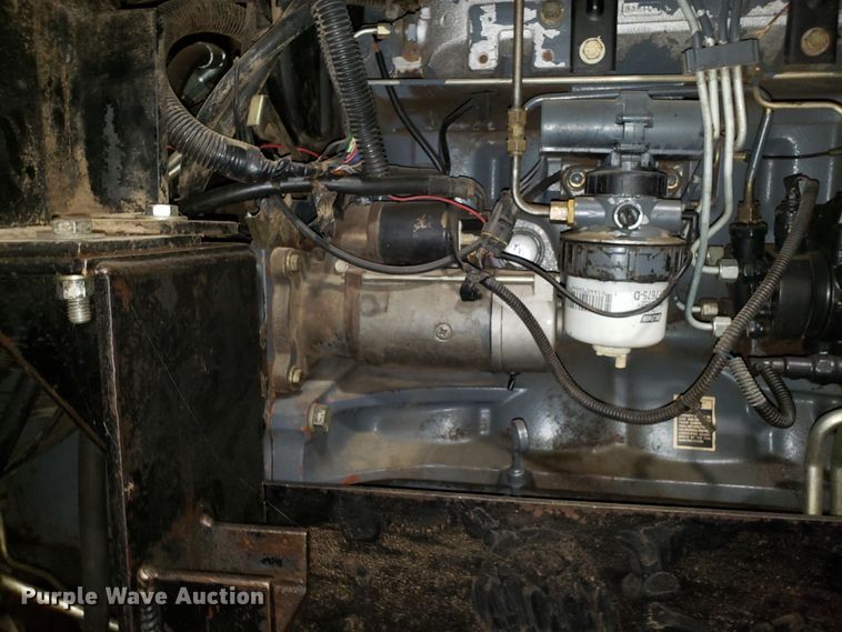 image for item DH2778 2000 New Holland TS110 tractor