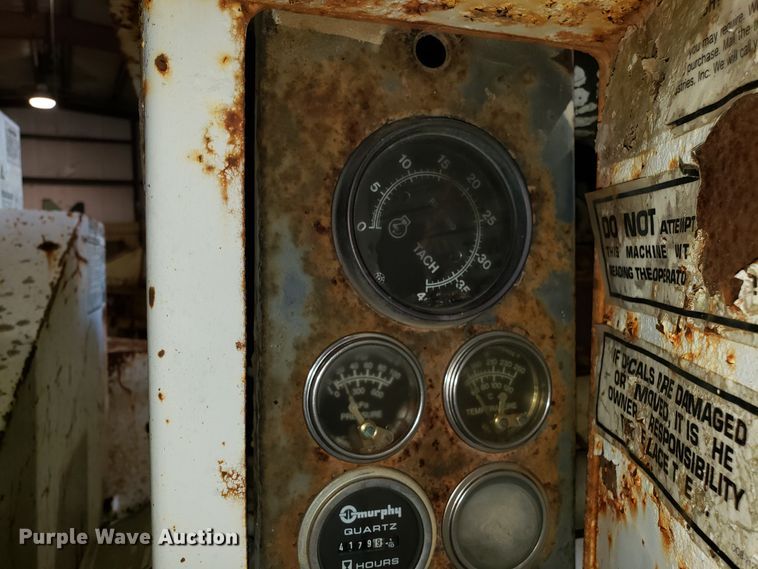 image for item DH2779 1994 Bandit 250 wood chipper