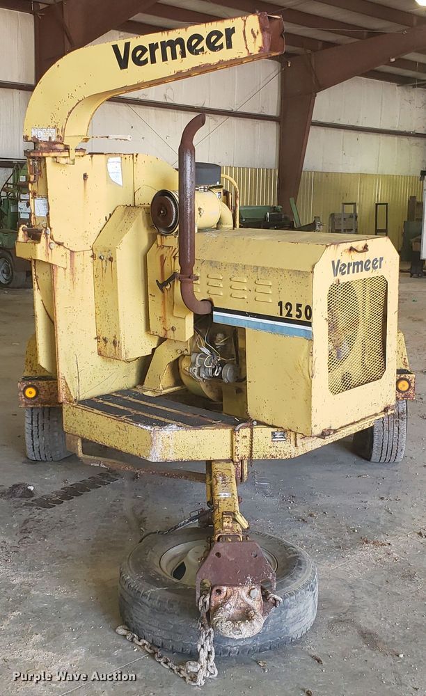 Vermeer 1250 wood chipper in Springfield, MO Item DH2781 sold