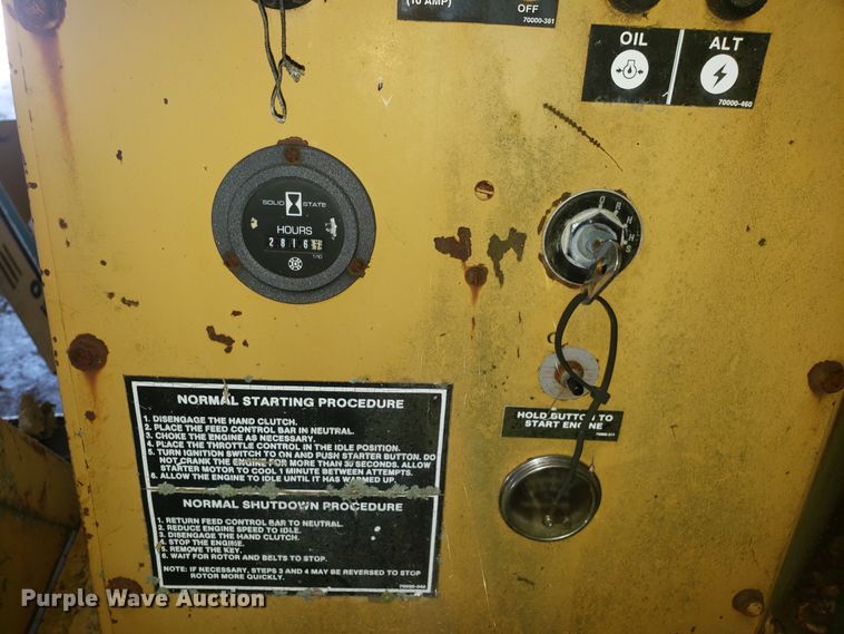 image for item DH2781 Vermeer 1250 wood chipper