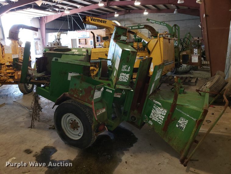 image for item DH2782 1995 Bandit 200T wood chipper