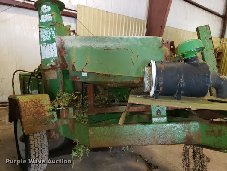 image for item DH2782 1995 Bandit 200T wood chipper