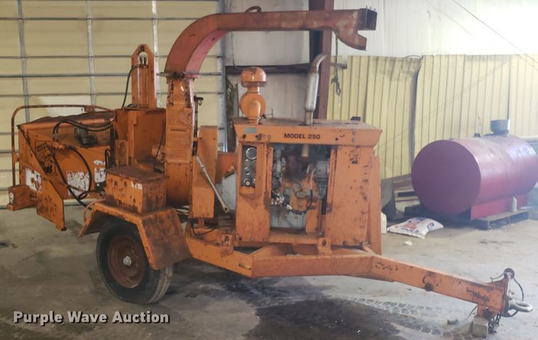 image for item DH2785 Bandit 250XP wood chipper