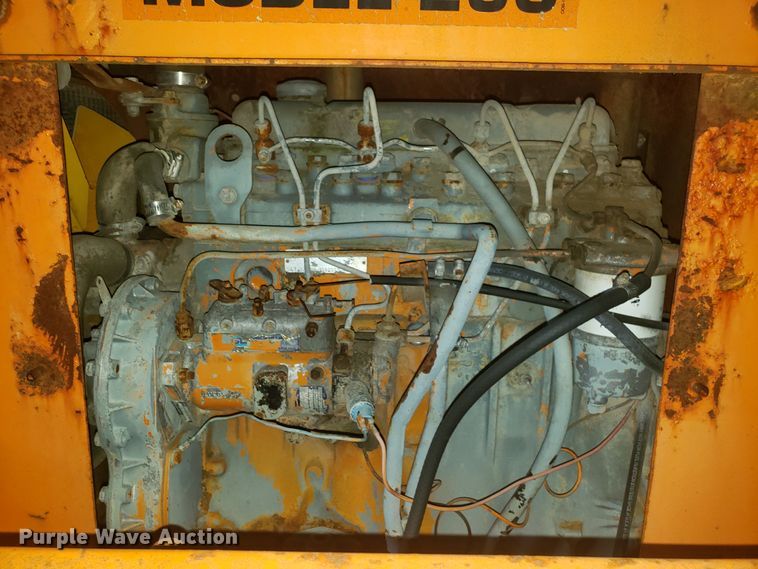 image for item DH2785 Bandit 250XP wood chipper