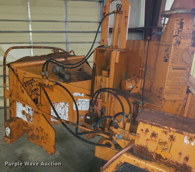 image for item DH2785 Bandit 250XP wood chipper