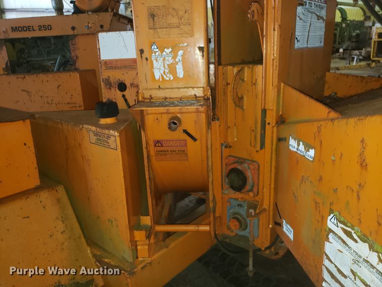 image for item DH2785 Bandit 250XP wood chipper