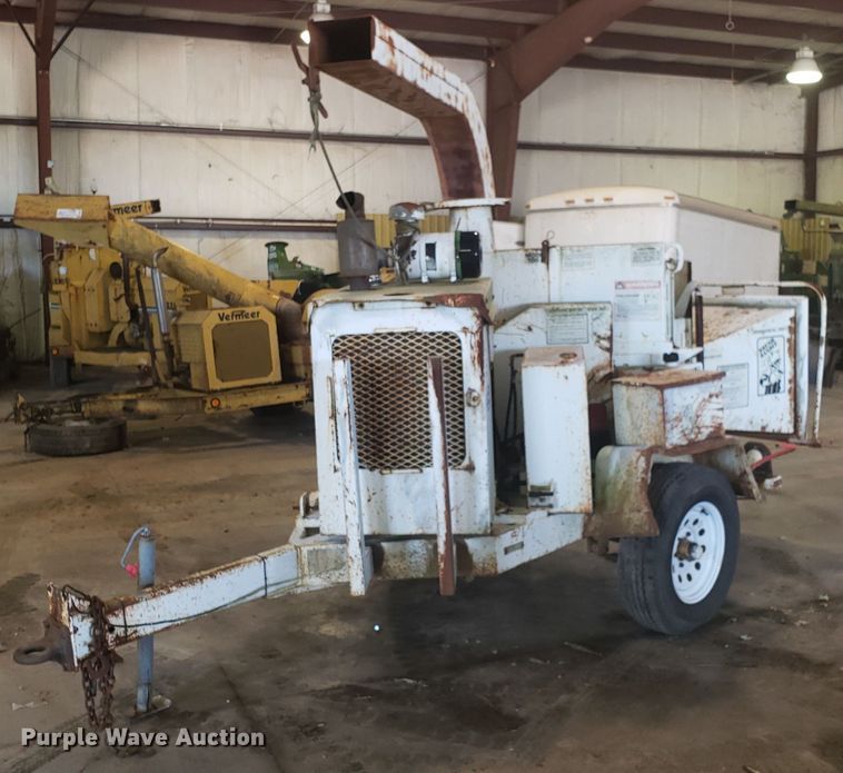 image for item DH2786 1992 Bandit 200T wood chipper