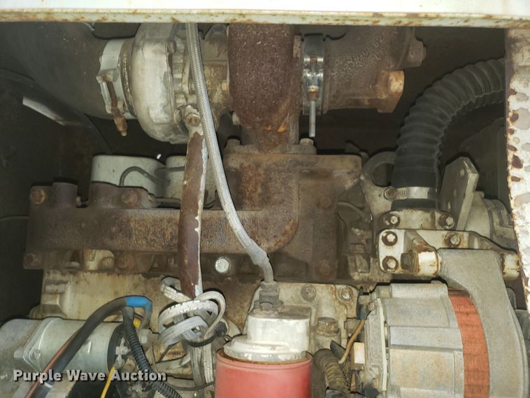 image for item DH2786 1992 Bandit 200T wood chipper