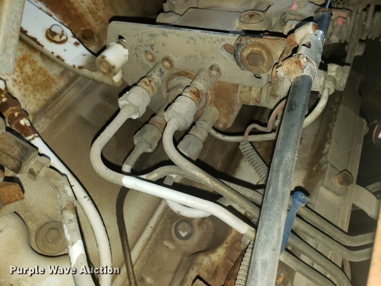 image for item DH2786 1992 Bandit 200T wood chipper