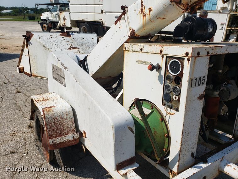 image for item DH2787 1973 Chipmore TM-120-C3 wood chipper