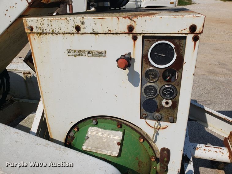 image for item DH2787 1973 Chipmore TM-120-C3 wood chipper