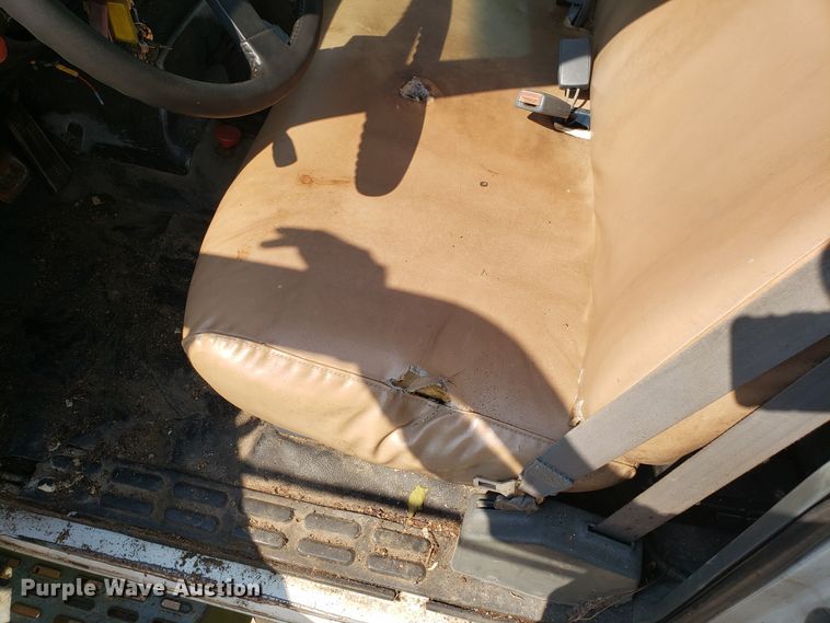 image for item DH2788 1994 Chevrolet Kodiak C6500 bucket  truck