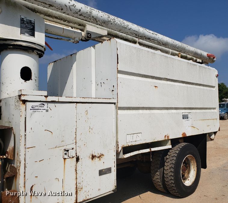 image for item DH2788 1994 Chevrolet Kodiak C6500 bucket  truck