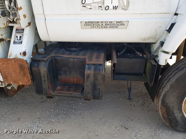 image for item DH2788 1994 Chevrolet Kodiak C6500 bucket  truck