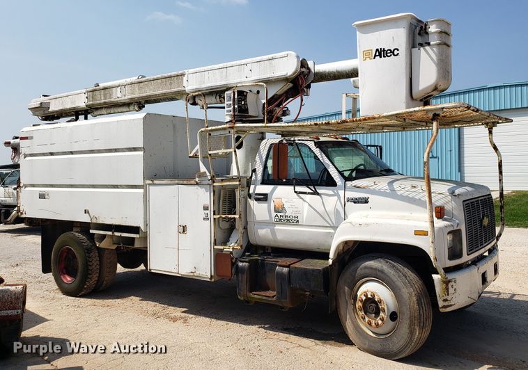image for item DH2789 1994 Chevrolet Kodiak C6500 bucket truck