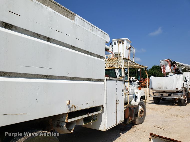 image for item DH2789 1994 Chevrolet Kodiak C6500 bucket truck