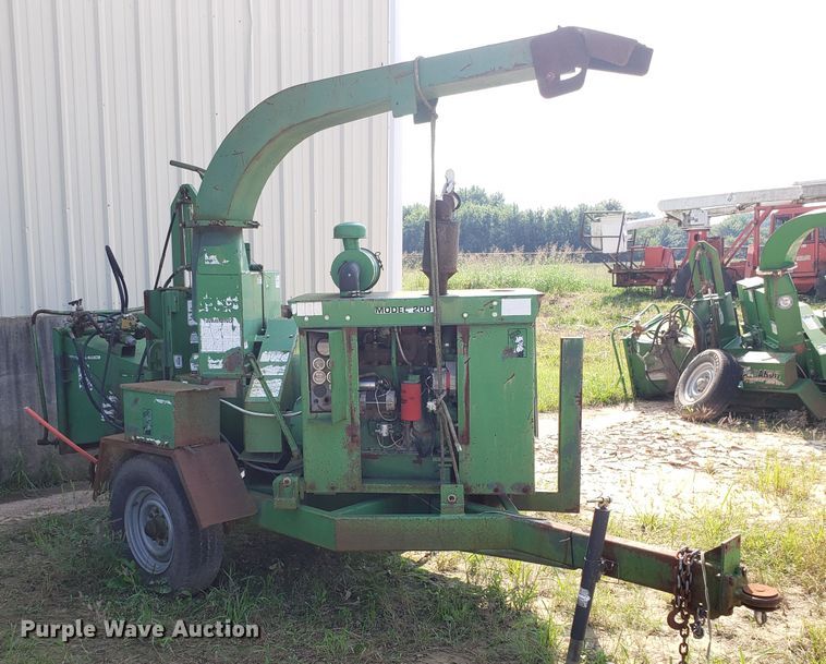 image for item DH2790 1994 Bandit 200T wood chipper
