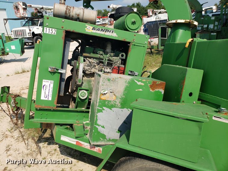 image for item DH2791 1995 Bandit 200XP wood chipper