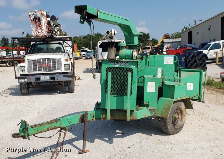 image for item DH2793 1992 Bandit 200T wood chipper