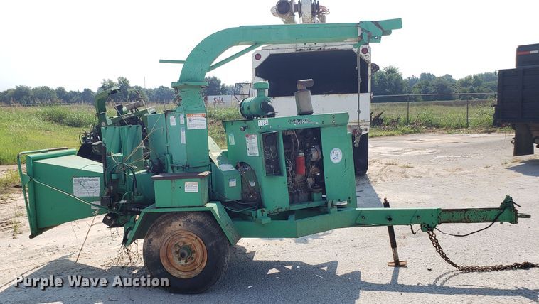 image for item DH2793 1992 Bandit 200T wood chipper