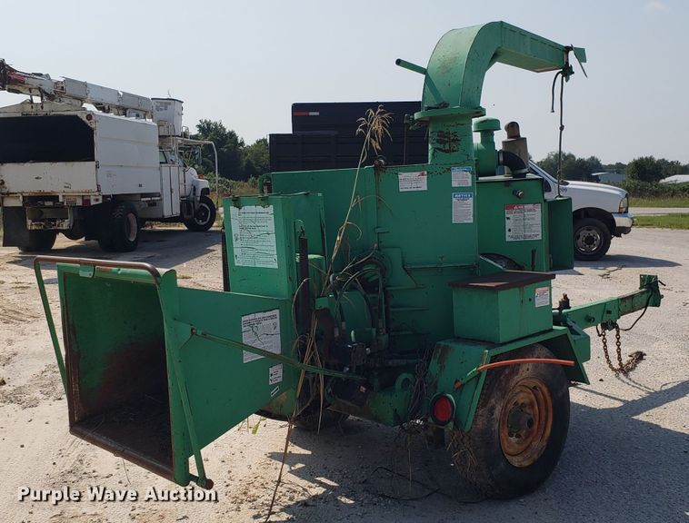 image for item DH2793 1992 Bandit 200T wood chipper