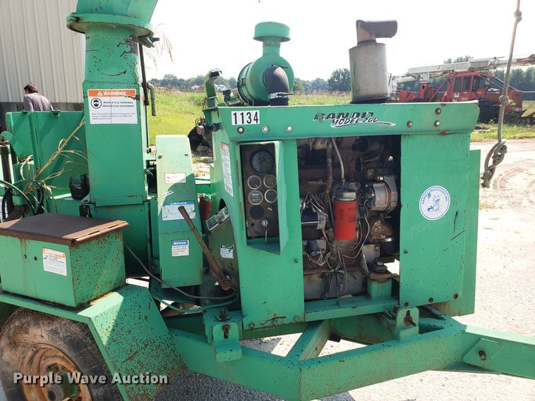 image for item DH2793 1992 Bandit 200T wood chipper