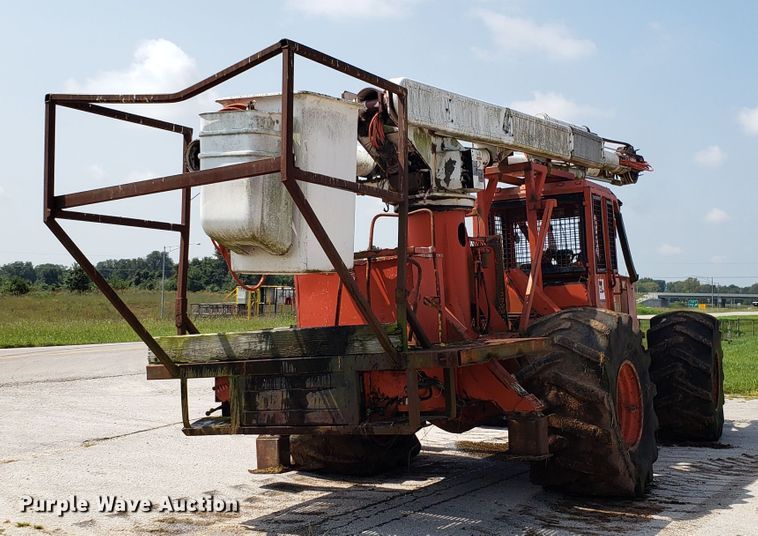 image for item DH2794 1996 Timberjack 450 skidder