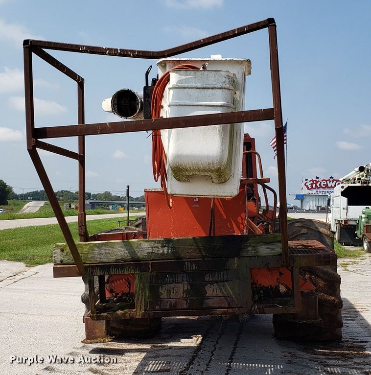 image for item DH2794 1996 Timberjack 450 skidder