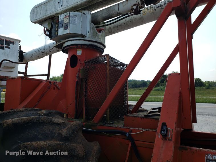 image for item DH2794 1996 Timberjack 450 skidder