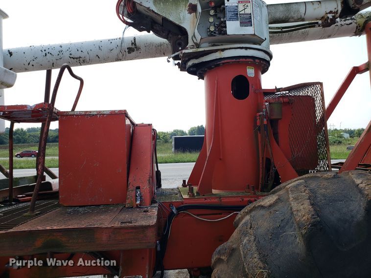 image for item DH2794 1996 Timberjack 450 skidder