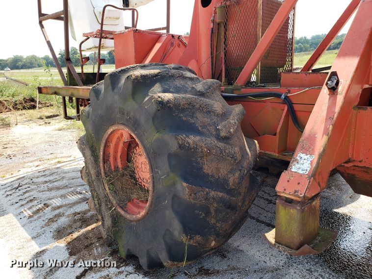 image for item DH2794 1996 Timberjack 450 skidder