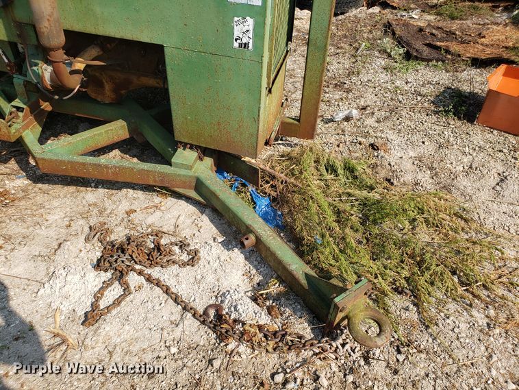 image for item DH2797 1990 Bandit 200T wood chipper