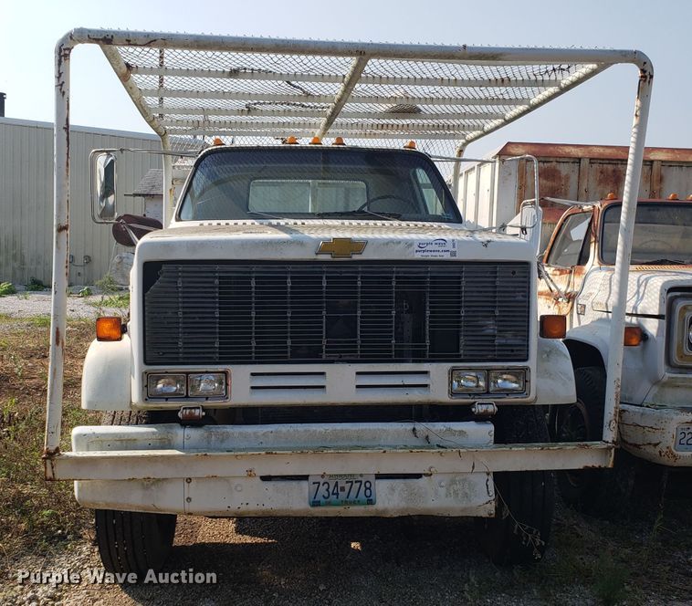 image for item DH2798 1990 Chevrolet Kodiak chipper truck