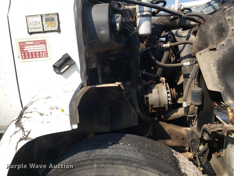 image for item DH2798 1990 Chevrolet Kodiak chipper truck