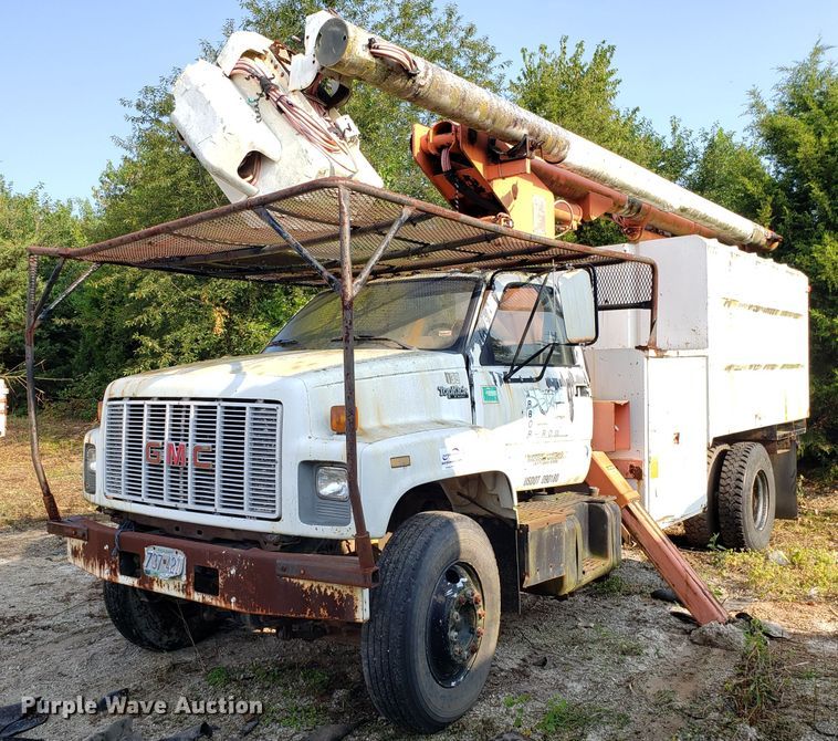 image for item DH2803 1992 GMC TopKick C6500 bucket truck