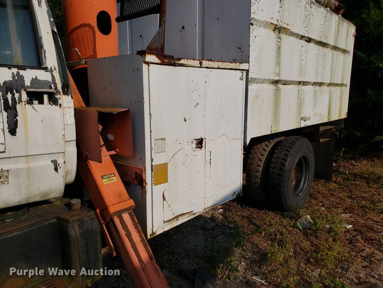 image for item DH2803 1992 GMC TopKick C6500 bucket truck