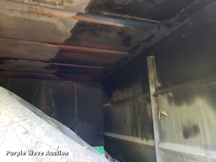 image for item DH2803 1992 GMC TopKick C6500 bucket truck