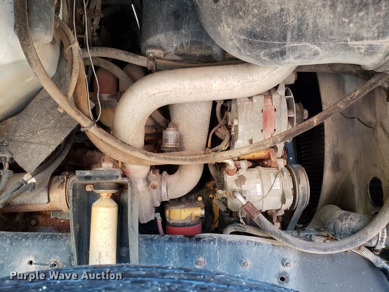 image for item DH2803 1992 GMC TopKick C6500 bucket truck