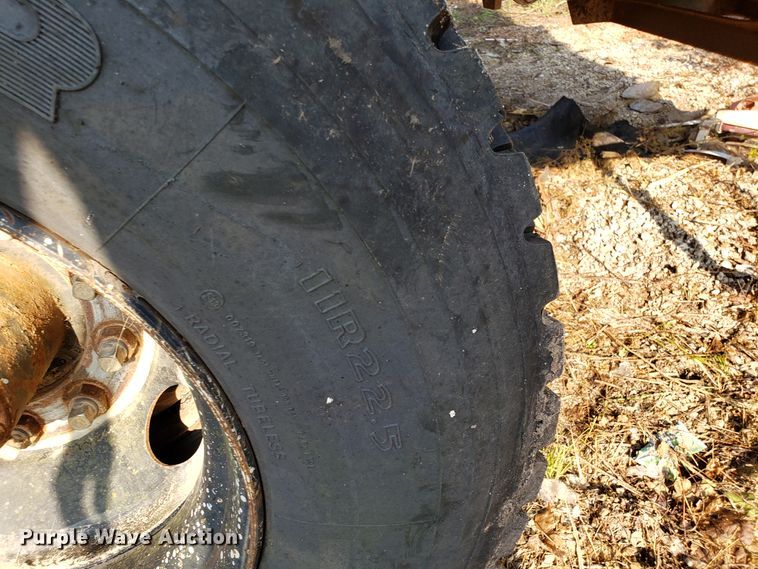 image for item DH2803 1992 GMC TopKick C6500 bucket truck