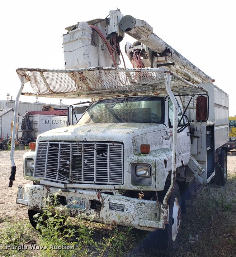image for item DH2804 1993 Chevrolet Kodiak C6500 bucket truck