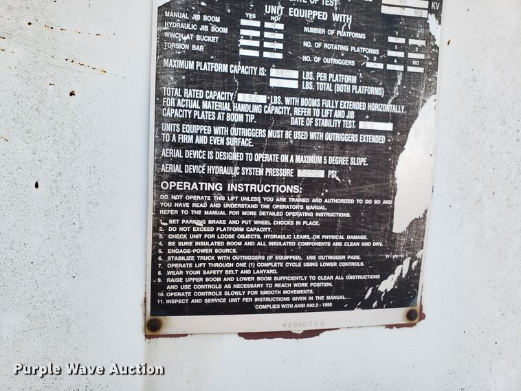 image for item DH2804 1993 Chevrolet Kodiak C6500 bucket truck