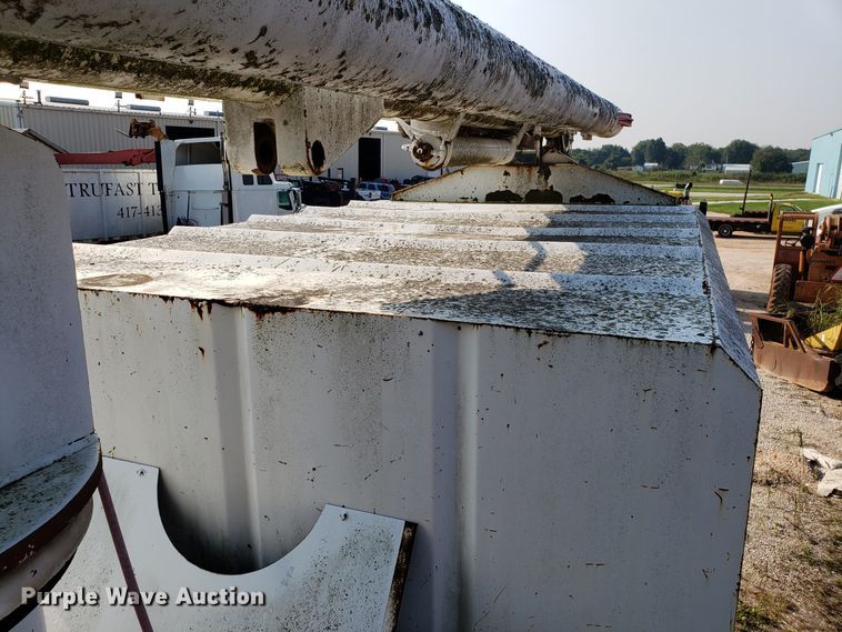 image for item DH2804 1993 Chevrolet Kodiak C6500 bucket truck