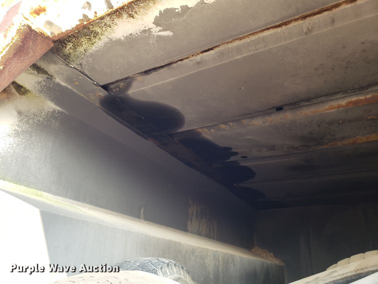 image for item DH2804 1993 Chevrolet Kodiak C6500 bucket truck