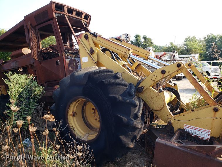 image for item DH2806 Hydro Ax 721E mulcher