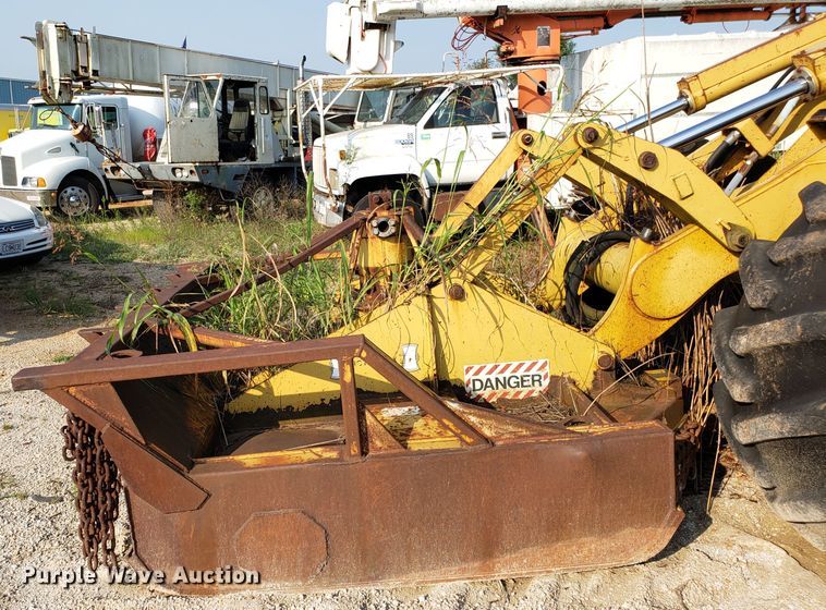 image for item DH2806 Hydro Ax 721E mulcher