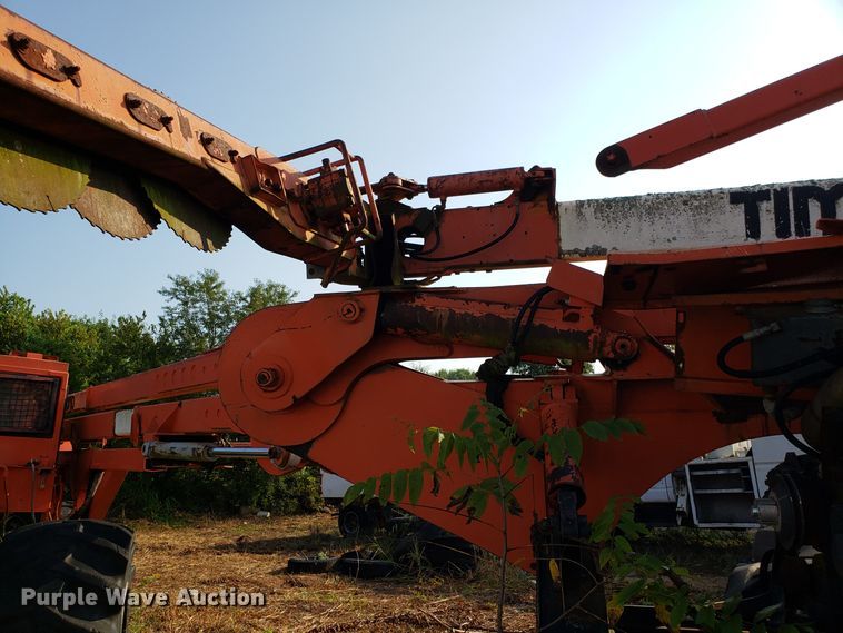 image for item DH2807 Timberland C45 skidder