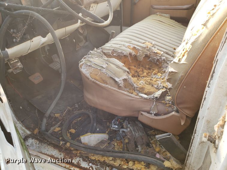 image for item DH2810 1990 Chevrolet C6000 chipper truck