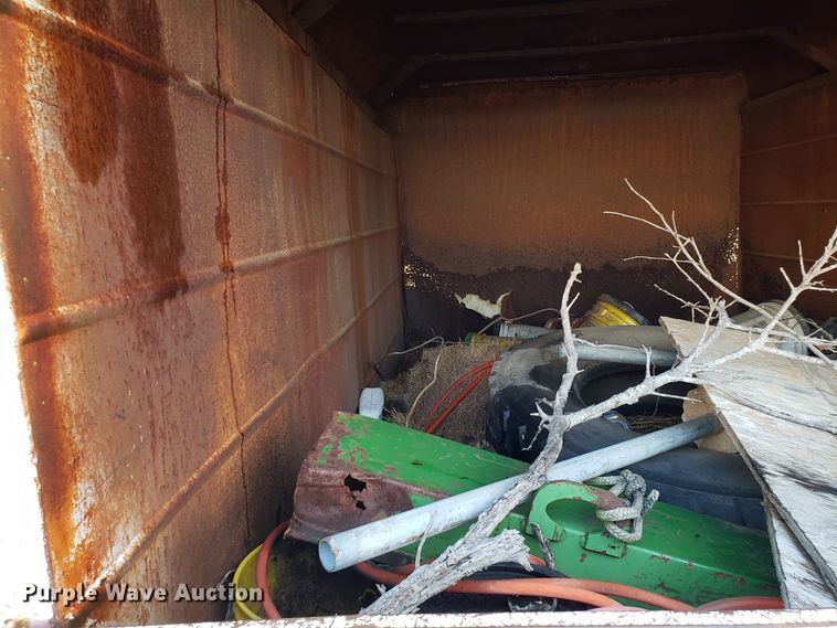 image for item DH2810 1990 Chevrolet C6000 chipper truck