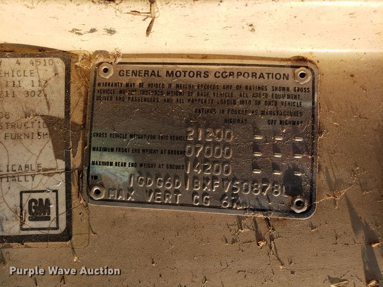 image for item DH2811 1985 GMC C6000 chipper truck